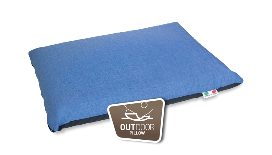 OUTDOOR PILLOW 1